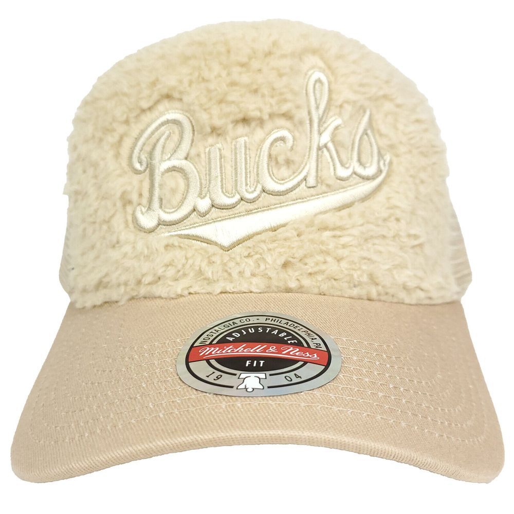 Milwaukee Bucks Mitchell & Ness NBA Trucker Hat Cap 3D Logo Cream‎ Fur NWT
